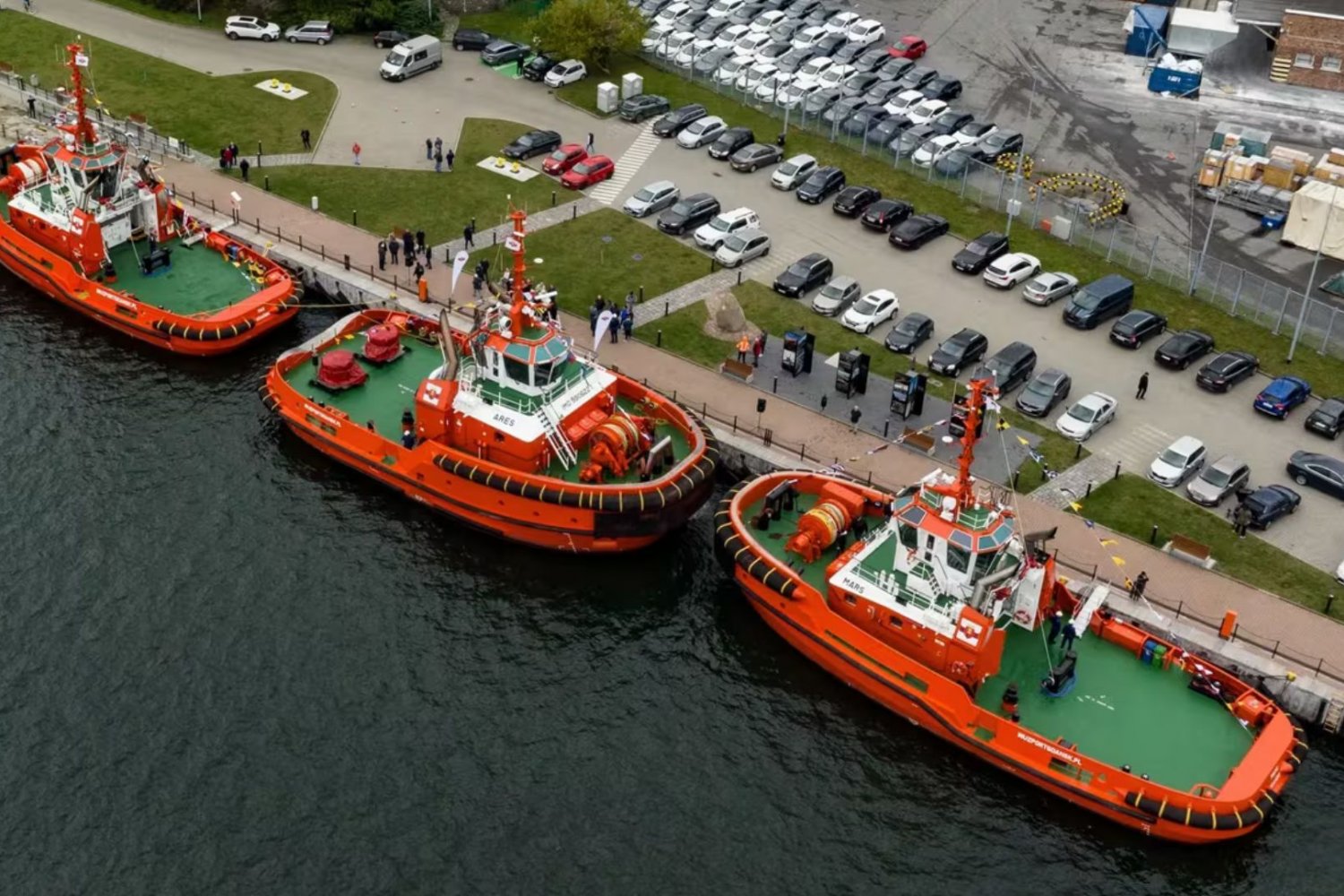 AI zamiast biurokracji. Cyfrowy mózg stoczni Damen uwalnia potencjał inżynierów w Gdańsku jednostki zbudowane przez Damen Shipyards