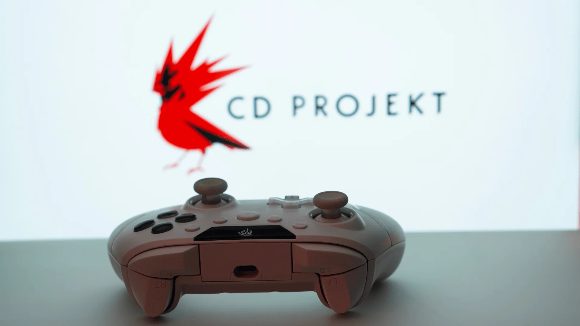 Kurs akcji CD Projektu spada. Inwestorzy jednak obawiają się publikacji wyników
