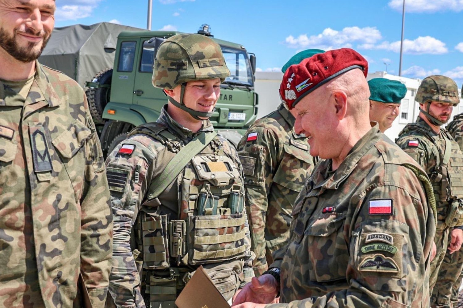 Nowy Lekki Batalion Górski. Uśmiechnięci żołnierze