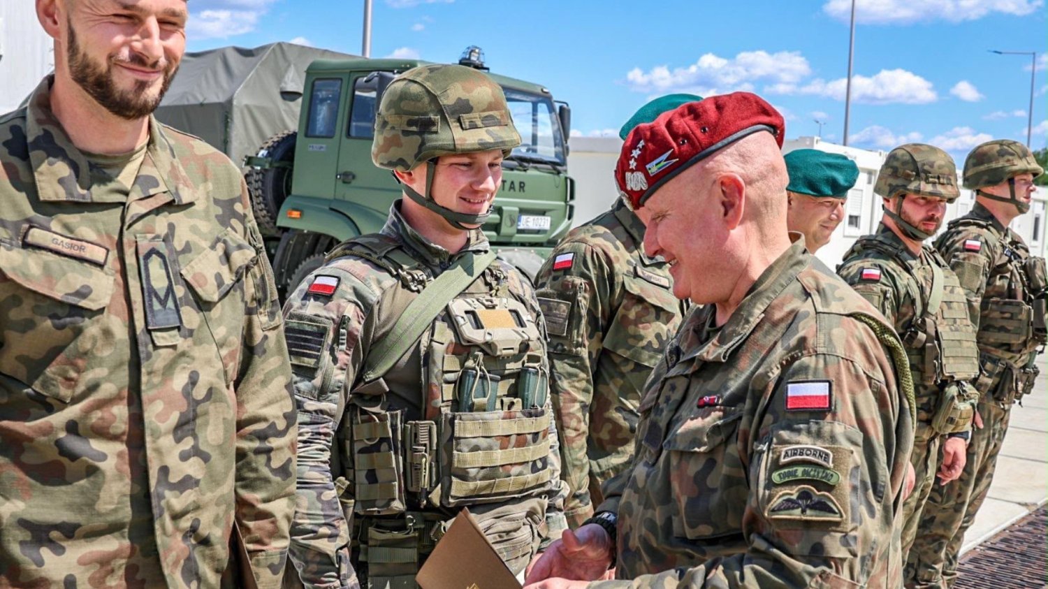 Wojsko Polskie tworzy nową jednostkę. Takich zadań nie wykona zwykły batalion Nowy Lekki Batalion Górski. Uśmiechnięci żołnierze