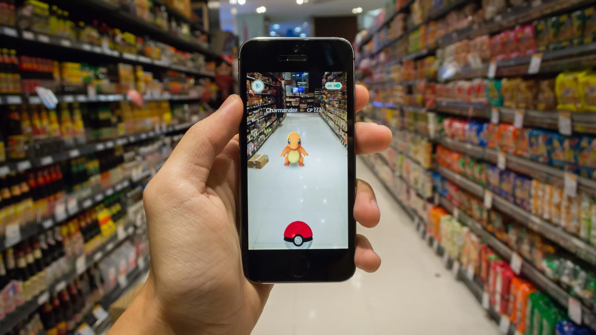 10 lat temu pojawiło się Pokemon Go. Gra, która nauczyła Polaków spacerów