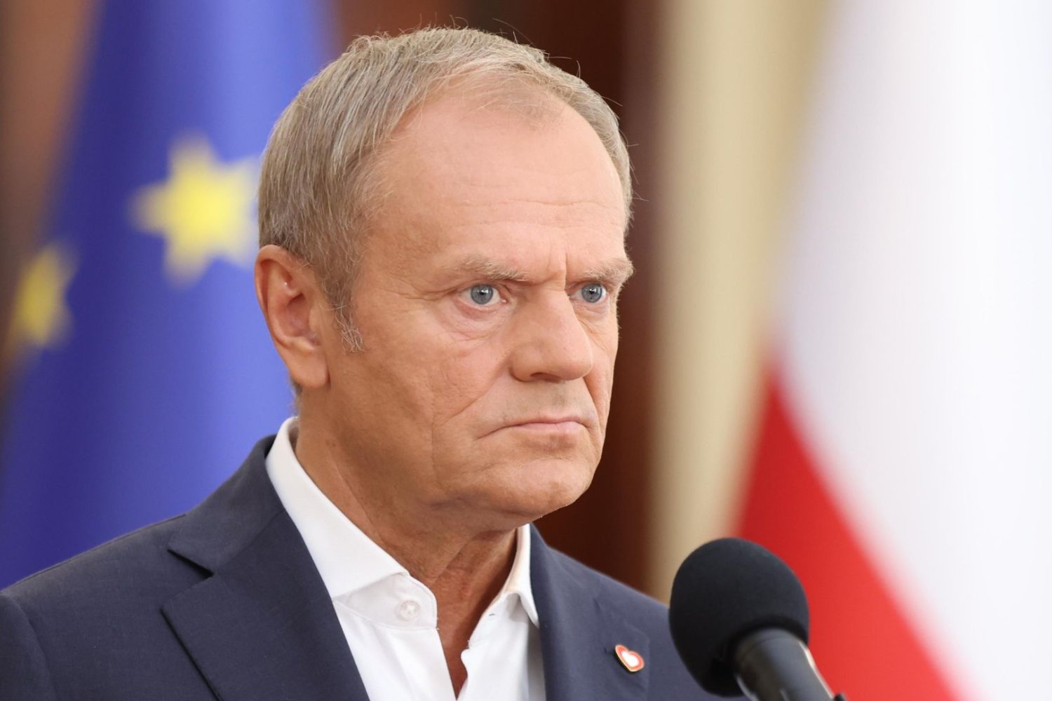 PAŻP składa wniosek do sądu. Z wsparciem Tuska będą walczyć z Pfizerem w Brukseli. Premier Donald Tusk. Spór z Pfizerem trwa. PAŻP walczy o pieniądze, rząd obiecuje pomoc.