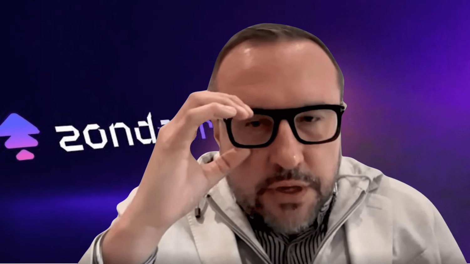 przemysław kral na tle logo zondacrypto