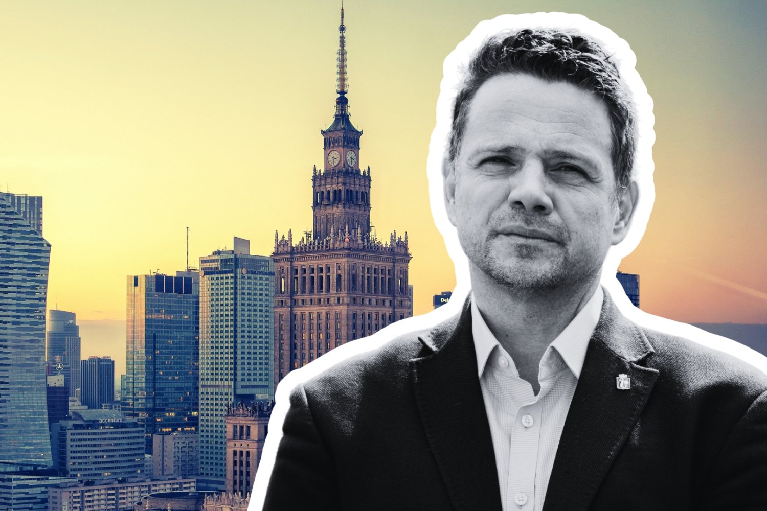 Rafał Trzaskowski na tle panoramy Warszawy.