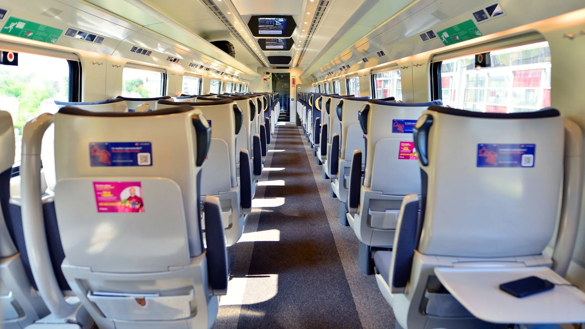Rewolucja w Pendolino. Pasażerowie przetestują internet z kosmosu. Fotele w pociągu.