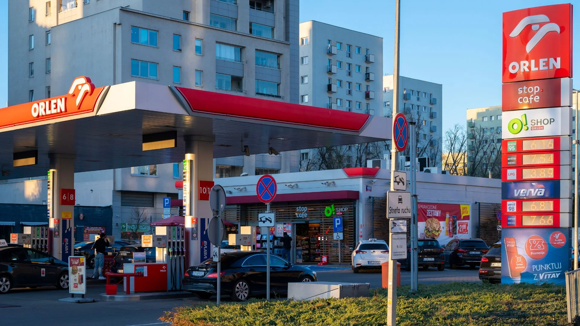 Ceny paliw w hurcie w dół. Czy benzyna i diesel potanieją na stacjach? Stacja paliw Orlen.