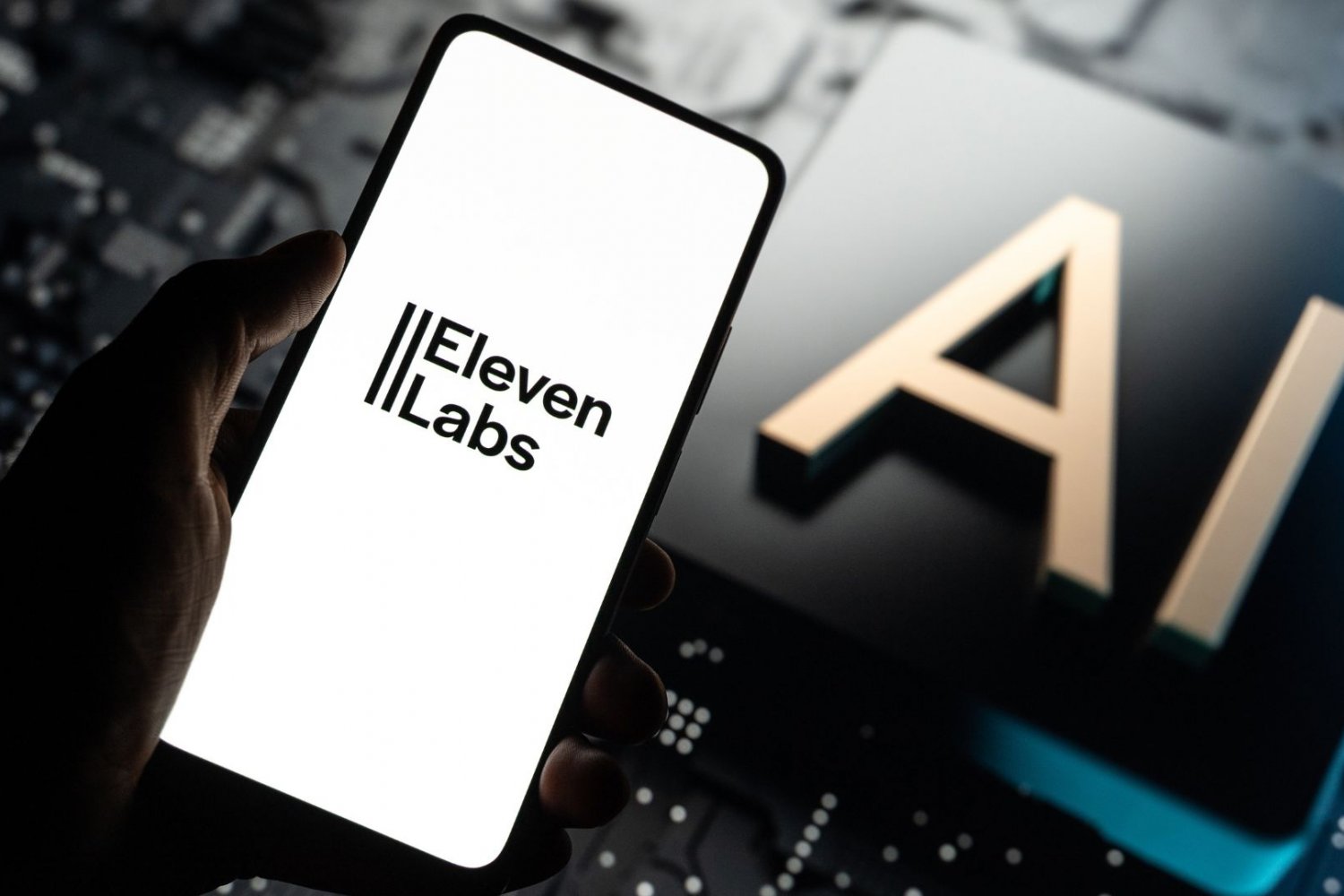 Polski gigant AI szuka specjalisty. O stanowisko w ElevenLabs bije się już ponad 100 osób Telefon z logiem ElevenLabs i grafika z napisem "AI". Firma warta 11 mld dolarów oferuje pracę marzeń. Zgłosiło się ponad 100 chętnych w 3 dni
