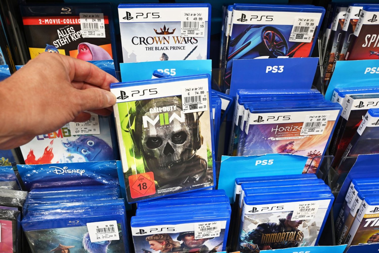 Wydania fizyczne gier na PlayStation.