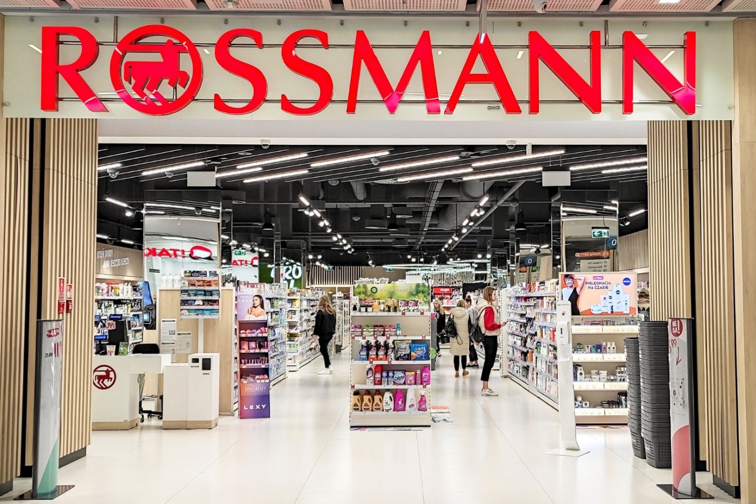 Sklep Rossmann.