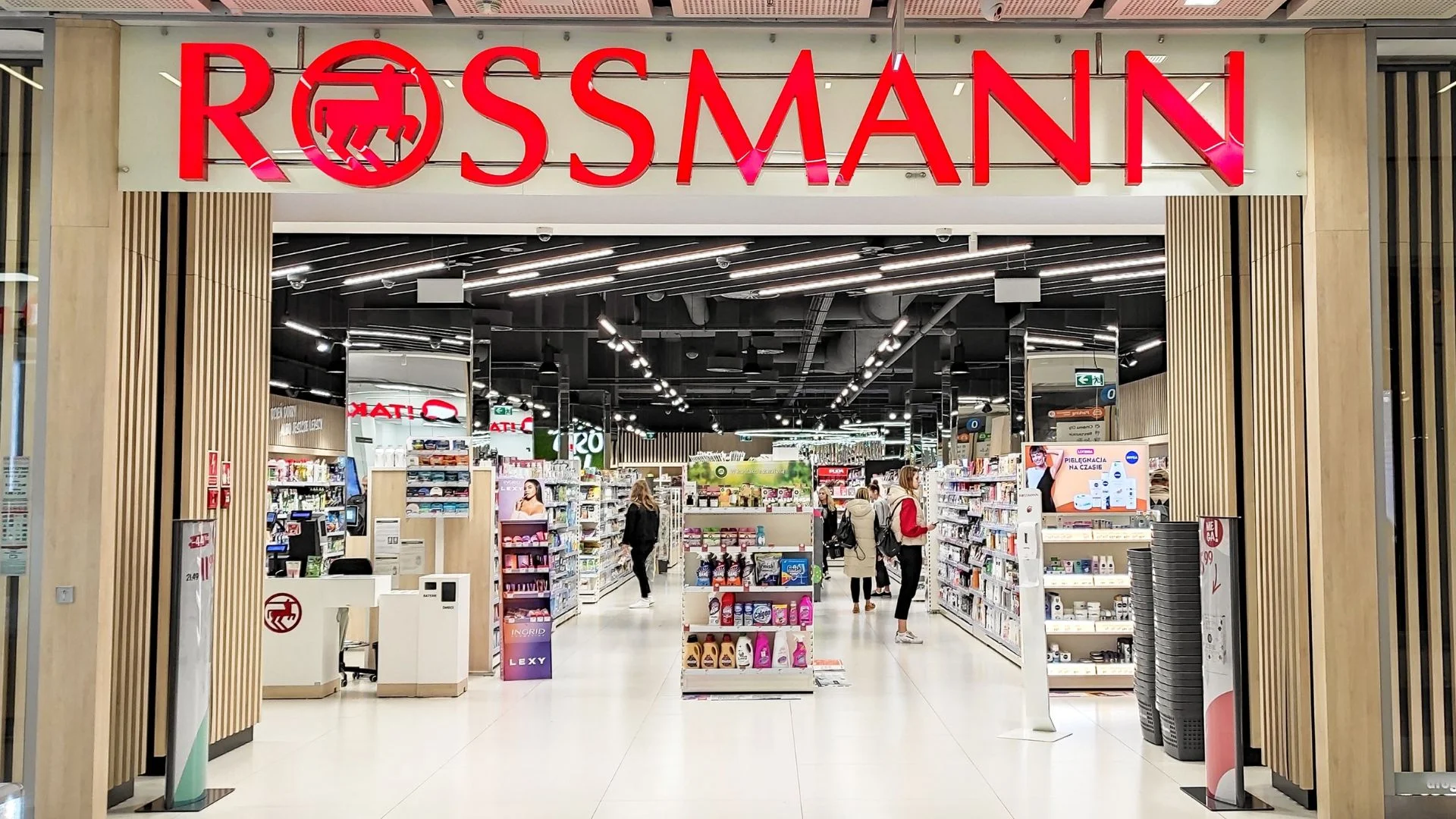 Sklep Rossmann.
