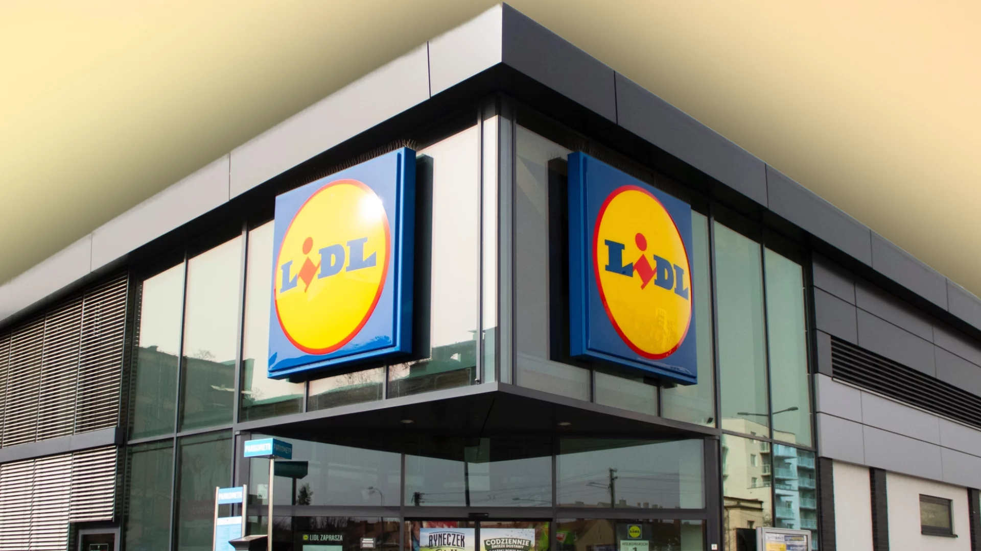 Budynek sklepu Lidl.